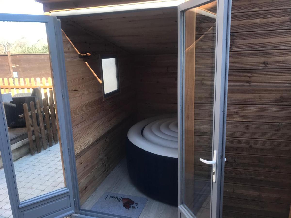 Gite Du Serre De Boudre Climatise, Spa Permanent Buisson Екстериор снимка