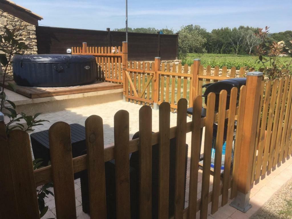 Gite Du Serre De Boudre Climatise, Spa Permanent Buisson Екстериор снимка